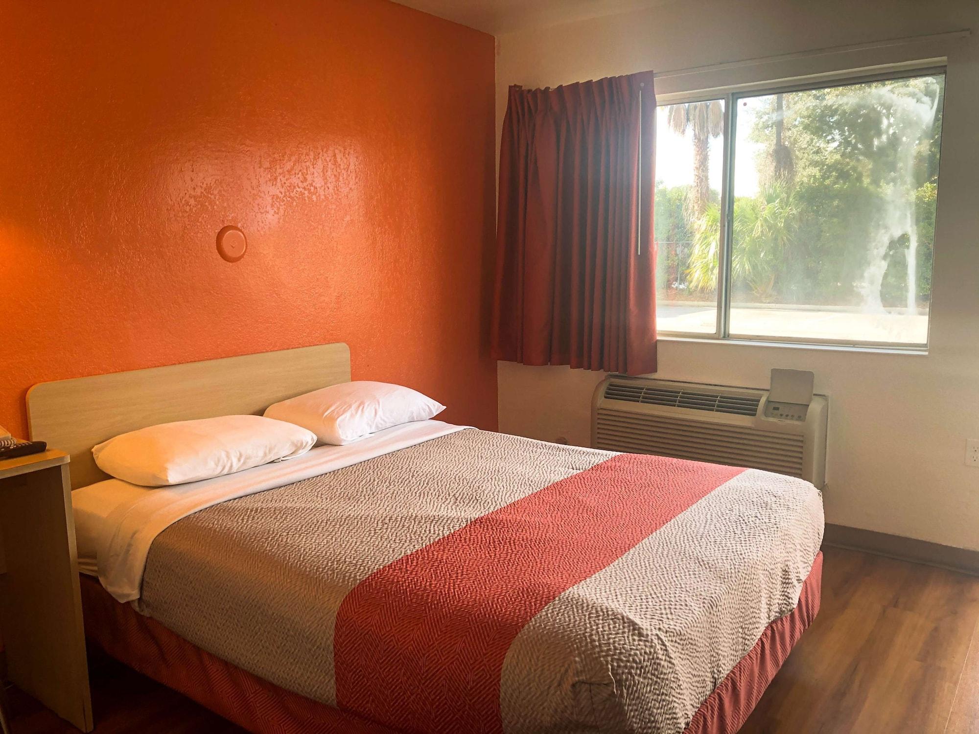 6-jacksonville, Fl - Orange Park Hotel
