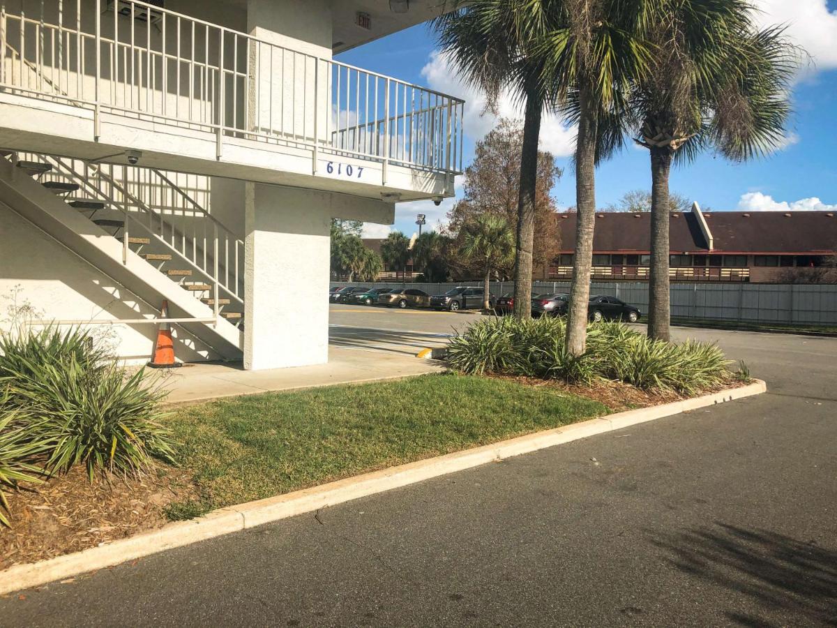 Hotel 6-jacksonville, Fl - Orange Park Jacksonville